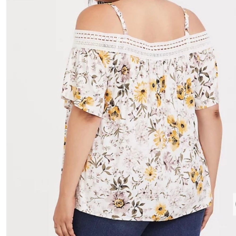 Torrid Stretch Challis Crochet Yellow Floral Off Shoulder Top Size 4X - Picture 2 of 12